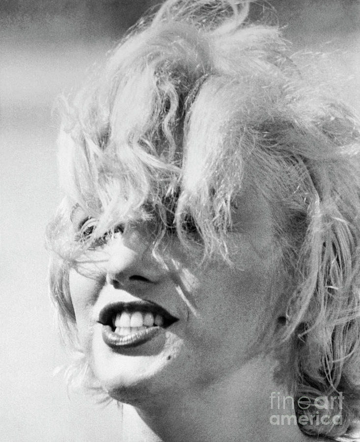 Marilyn Monroe art prints