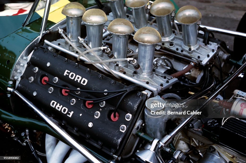 Engine stock images