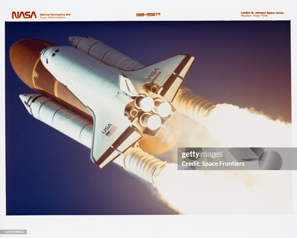 Rocket stock images