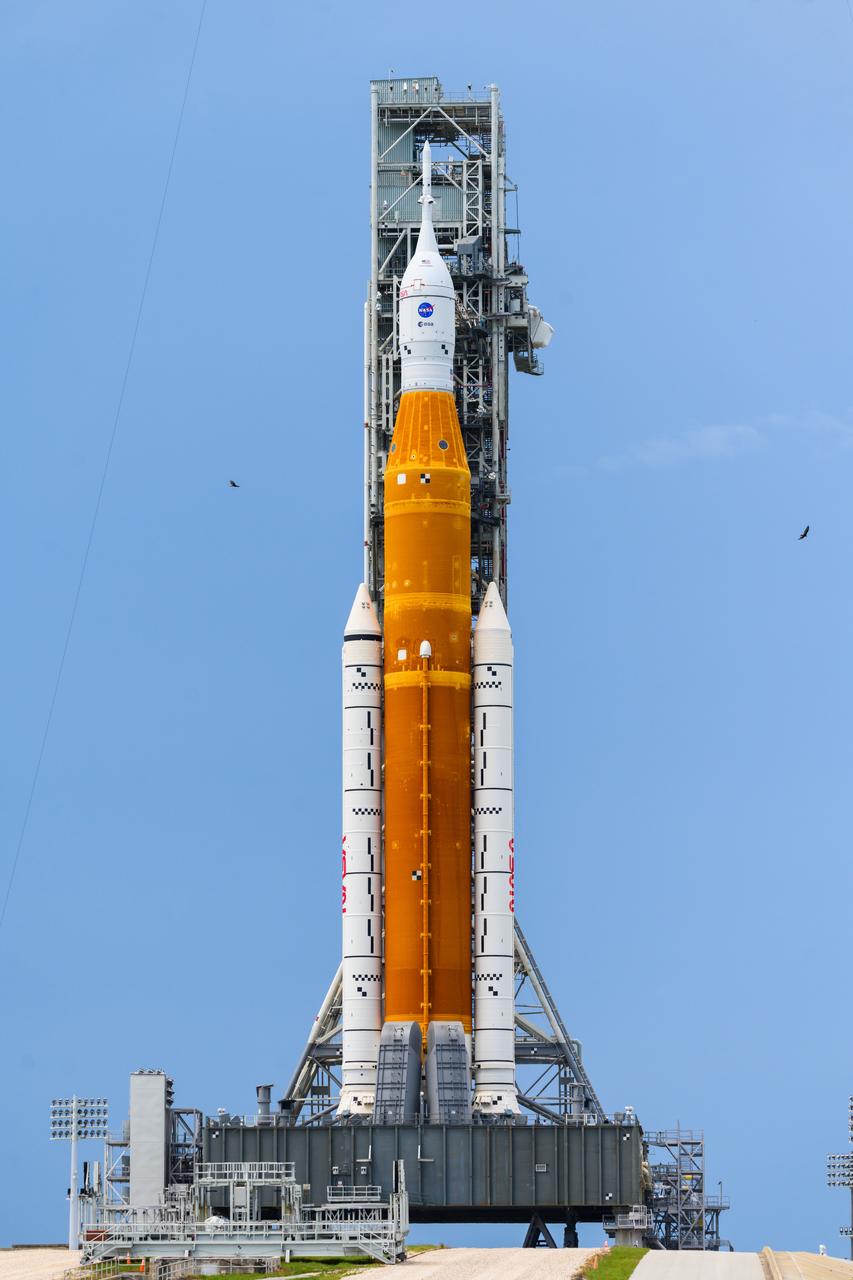 Rocket stock images